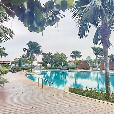 1519 Almas Suites Seaview Sunrise Netflix By Stay Nusajaya  Kültér fotó