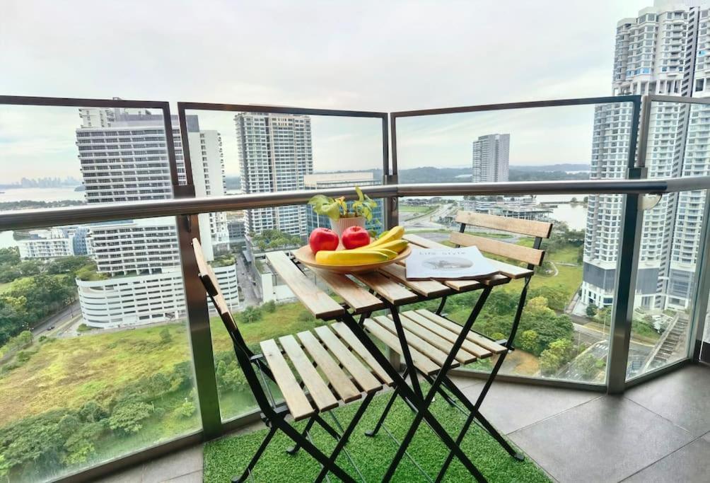 1519 Almas Suites Seaview Sunrise Netflix By Stay Nusajaya  Kültér fotó