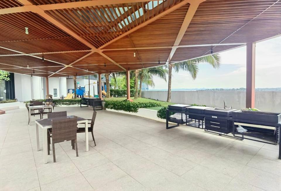 1519 Almas Suites Seaview Sunrise Netflix By Stay Nusajaya  Kültér fotó
