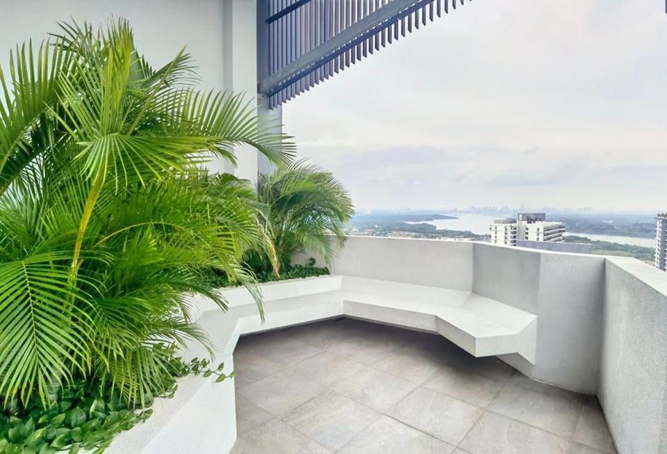 1519 Almas Suites Seaview Sunrise Netflix By Stay Nusajaya  Kültér fotó