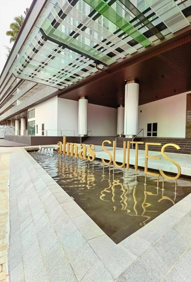 1519 Almas Suites Seaview Sunrise Netflix By Stay Nusajaya  Kültér fotó